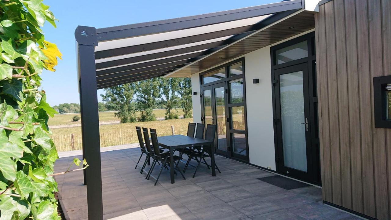 Ferienwohnung Cube Ijsselzicht Lathum Exterior foto