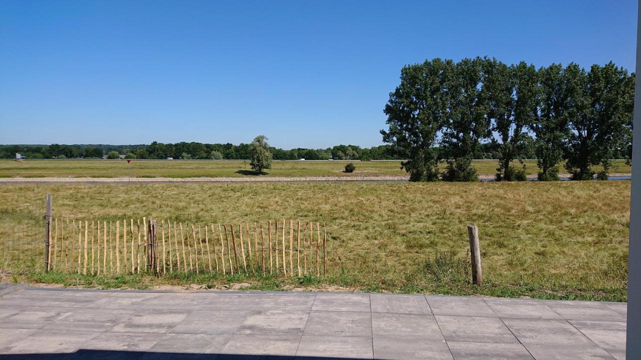 Ferienwohnung Cube Ijsselzicht Lathum Exterior foto